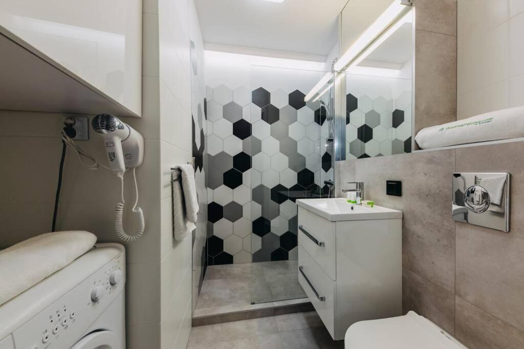 4Eco Apart Charm Grzybowska City Center Warsawa Bagian luar foto